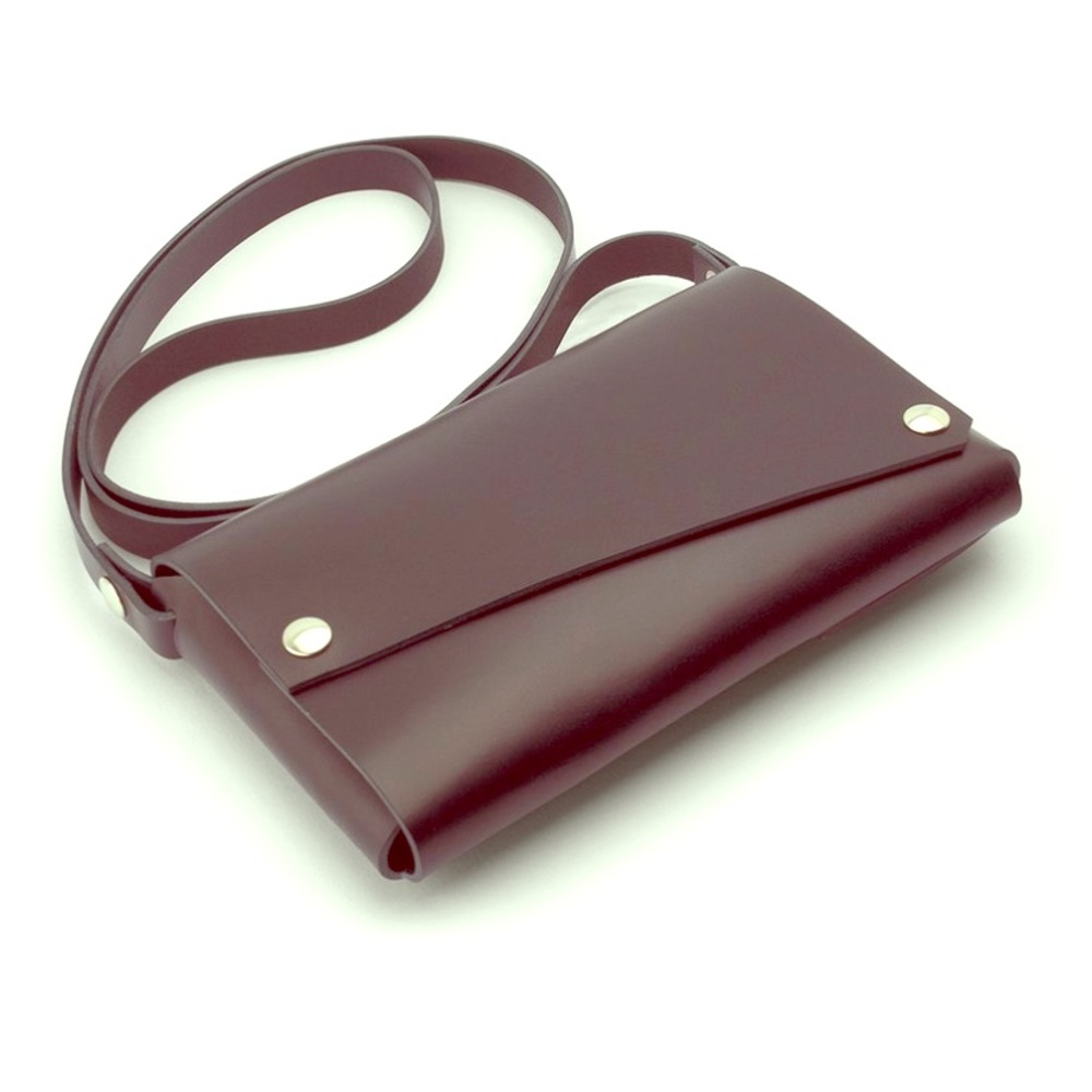 Amour Vert Black Leather “Lemur” Folded Clutch